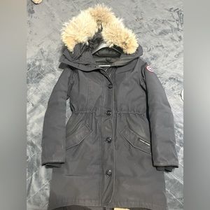 Canada Goose Rossclair Parka with fur